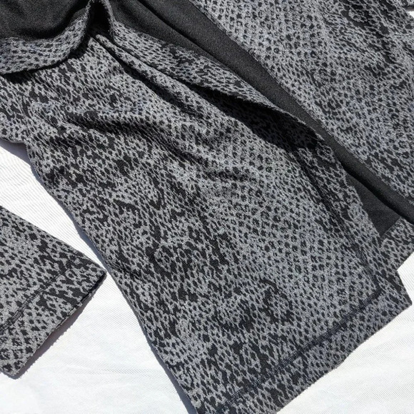 Calvin Klein Woman M  Poly/Rayon/Spandex Charcoal Open Cardigan Snake - Picture 5 of 7